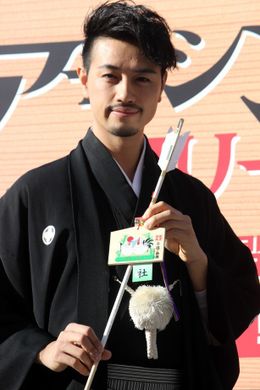 『アサシン クリード』のヒット祈願に登壇した斎藤工