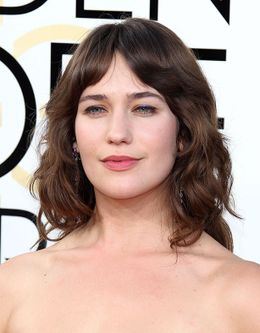 ハーバード大学を卒業した女優ローラ・カーク