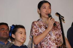 安藤サクラと天才子役の伊東蒼