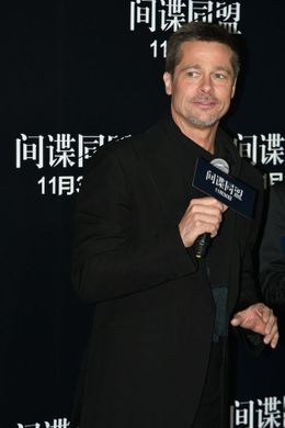 ブラッド・ピットはケイト・ハドソンと極秘デートを重ねている？