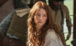 アウトローたちと一緒に戦う美女を演じたヘイリー・ベネット