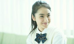 『キセキ −あの日のソビト−』では難病を患うも「キセキ」を聴いて生きる希望を持つ結衣を演じている