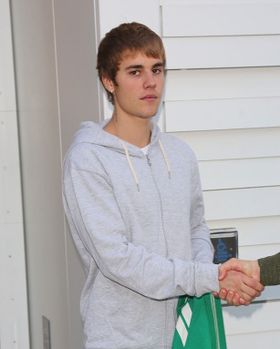 ジャスティンがザ・ウィークエンドの音楽について「クソみたいにひどい」と発言