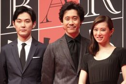 『探偵はBARにいる3』で大泉洋、松田龍平、北川景子が共演