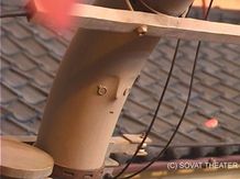 人間に恋をしてしまう電信柱・エレミを描いたアニメーション